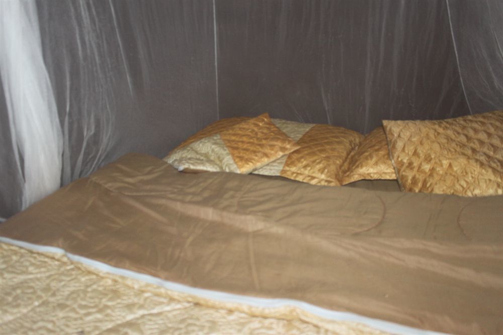 Отель Zinga Backpackers Ливингстон Экстерьер фото